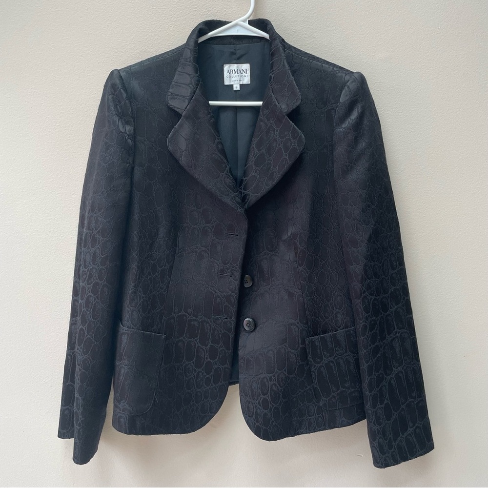 Armani Collezioni Black Satin Women’s Jacquard Reptile Skin Blazer Size 10